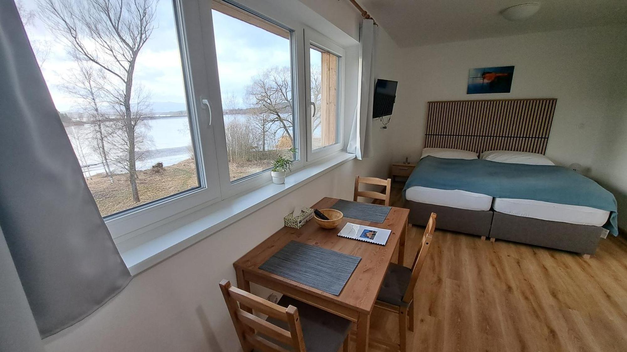 Apartmany - Male Lipno Černá v Pošumaví Exterior foto